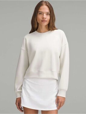 Lululemon Lululemon Softstreme Perfectly Oversized Cropped Crew in bone